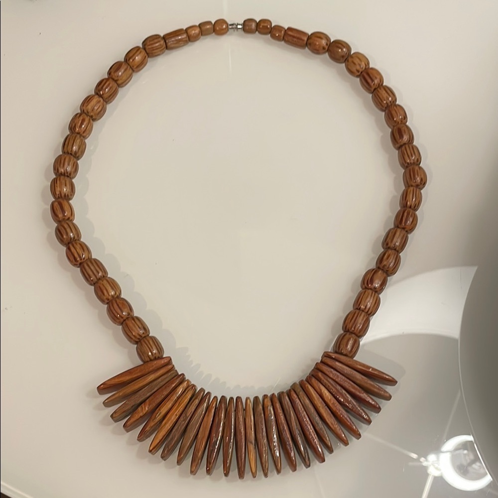 ❗️3/$10❗️🏝️ Island Vibe Wood Bead Necklace